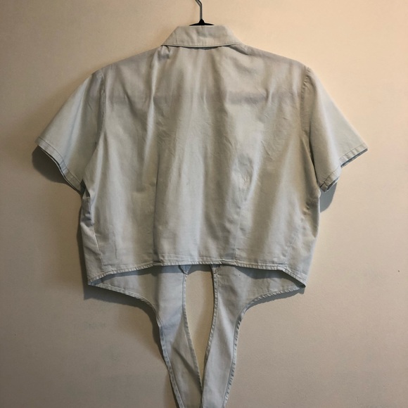 AMERICAN APPAREL Light Denim Wash Button Down - Picture 2 of 3